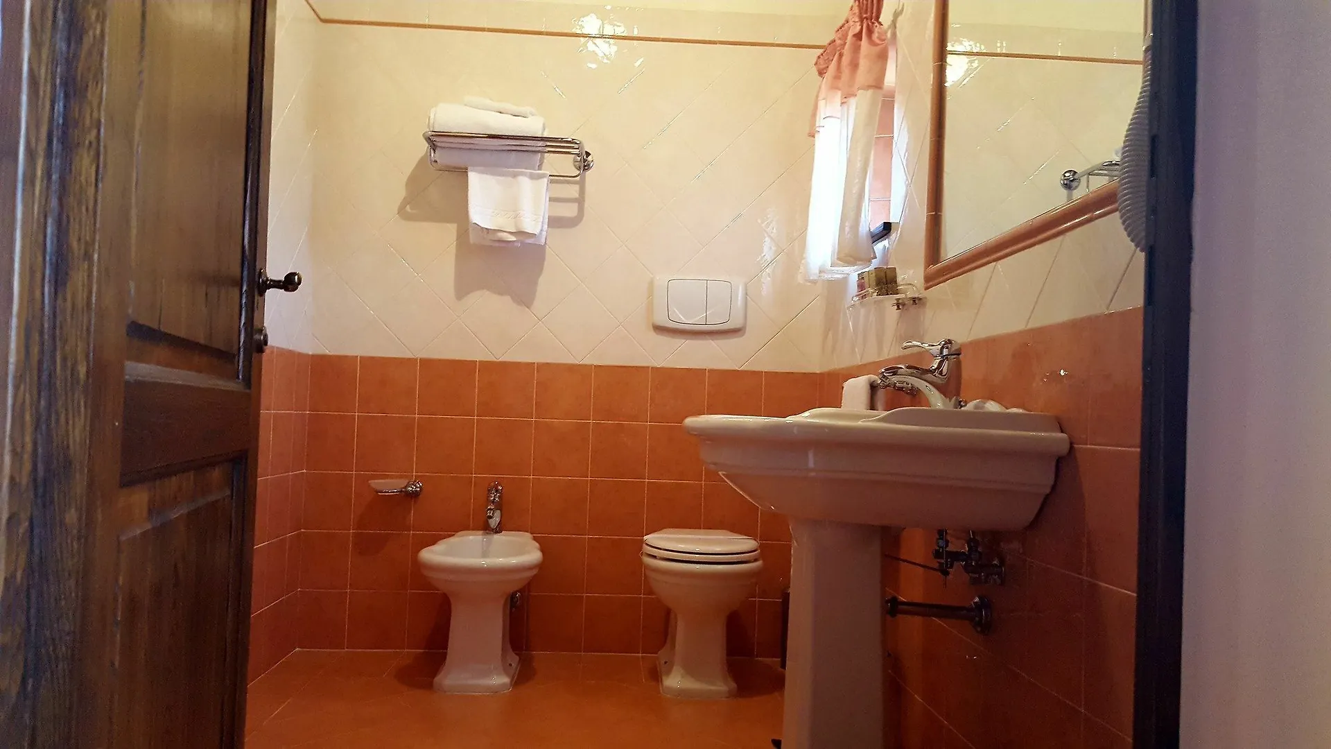 Ristorante Locanda Antica Pieve Arezzo 0*,  Italy